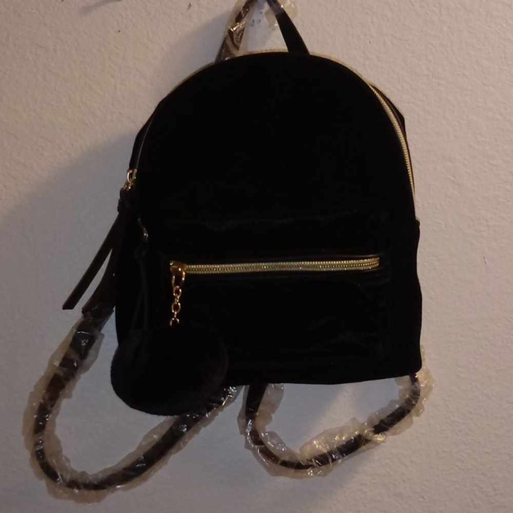 Small backpack - Picture 9 of 12